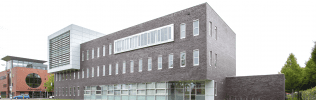 Schoolgebouw van Luzac in Heerenveen