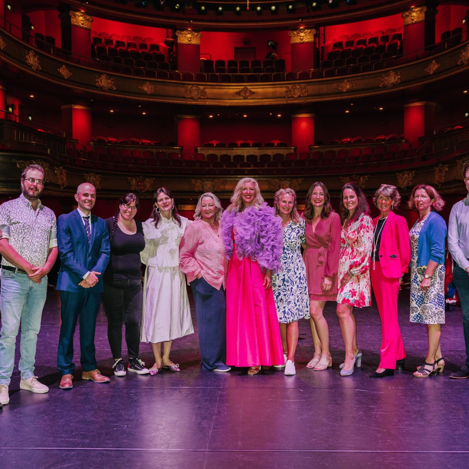 Team van Luzac Haarlem op het podium