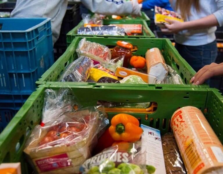 Luzac Breda zet zich in voor de lokale Voedselbank